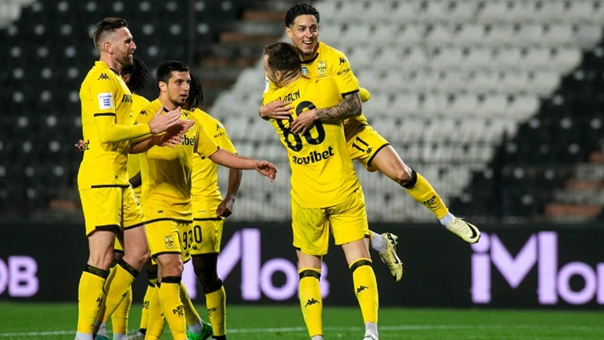 kitrinomayri thessaloniki o aris gkremizei ton paok apo tin 1i thesi