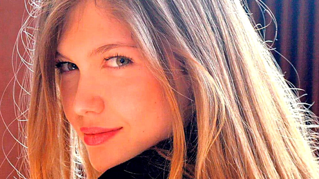 klelia andriolatoy i ellinida lolita