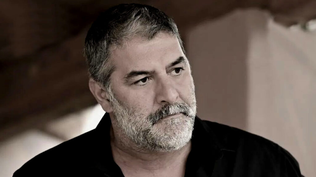 Ο Βασίλης Μπισμπίκης στο χειρουργείο! Τι είναι το «μπαλονάκι που του έκαναν»