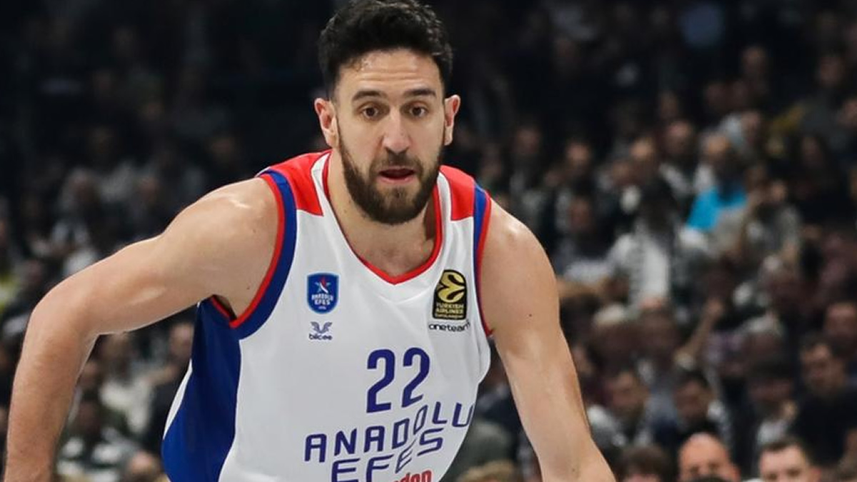 panathinaikos psachnei gia igeti flertarei me mitsits