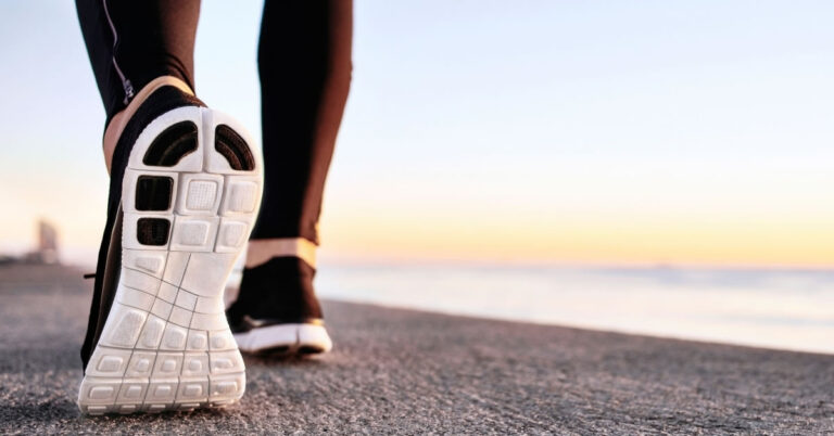 Ρωτήστε τον ειδικό: Ποια είναι η καλύτερη ώρα για περπάτημα; 1 5 λόγοι για να εντάξετε το περπάτημα στην καθημερινότητά σας