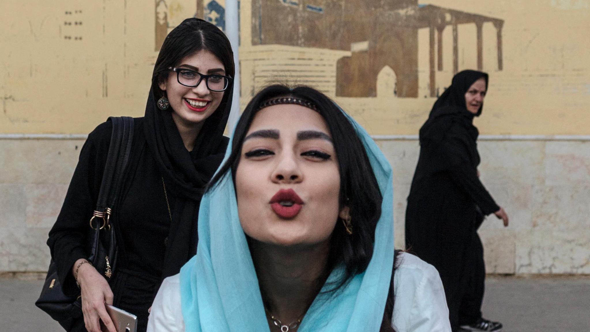 woman in iran 1