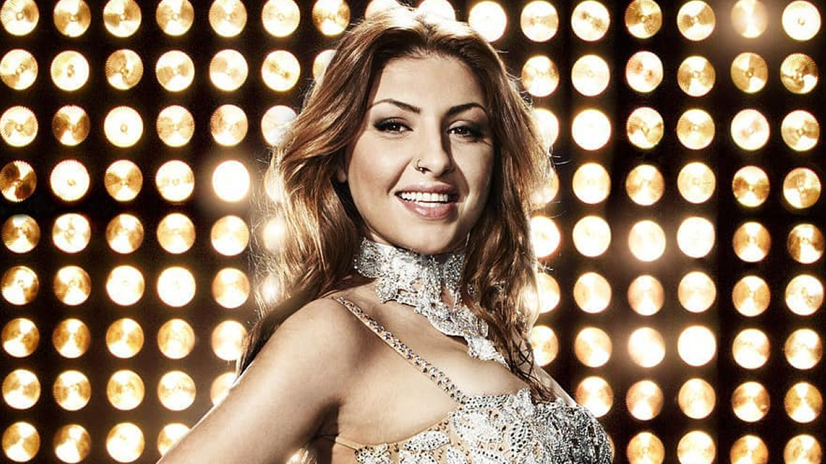 antecheis i elena paparizoy forese magio ta ypoloipa des ta me diki soy eythyni