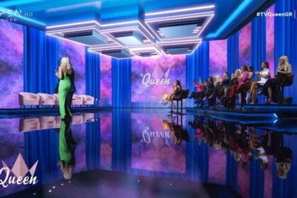 Η Ιωάννα Μαλέσκου μαγνητίζει τα βλέμματα στο Tv Queen με τον χορό της στην πρεμιέρα. Δείτε το εντυπωσιακό πράσινο φόρεμα