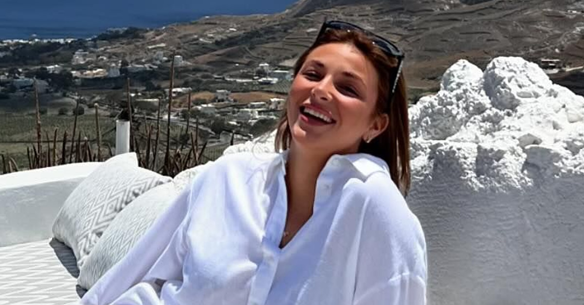 a re fani ti chaneis i chrysa se epikes pozes