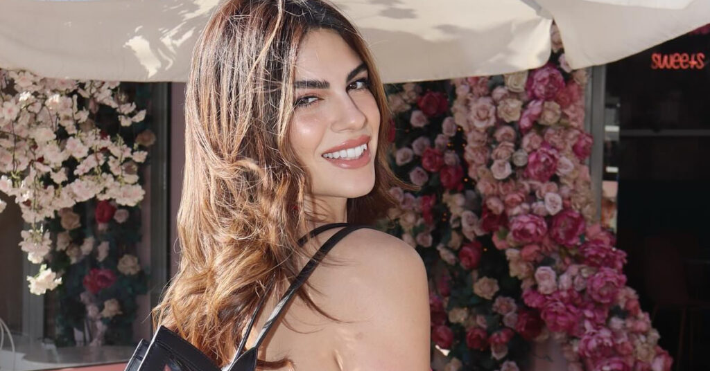 i christina kefala klevei tin parastasi stin akr