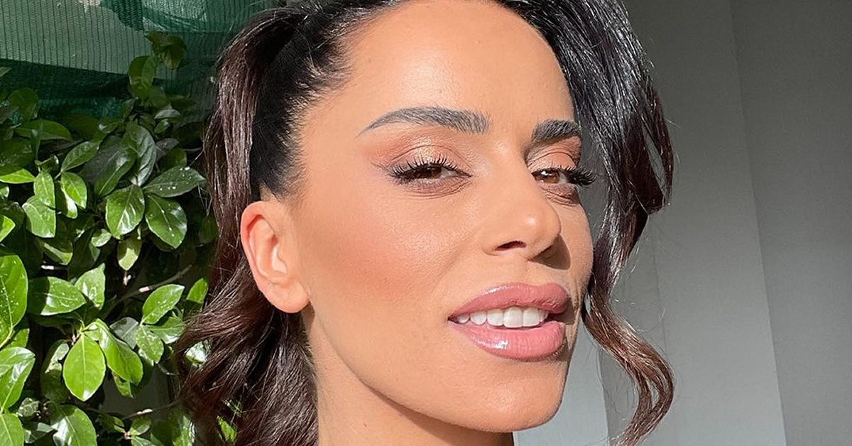 i maria antona xeperna ta oria me to wet look