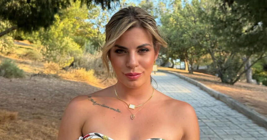 i stayroyla chrysaeidi anadeiknyei tis kampyles