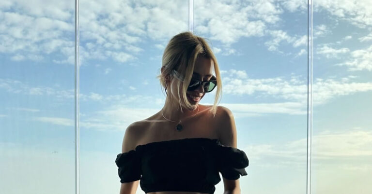 katia tarampanko emfanizetai me kayto mayro to