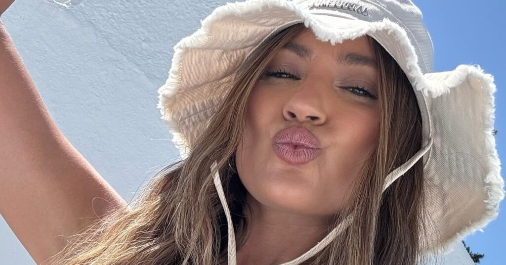 to kitrino magio tis popis galetsa poy afise