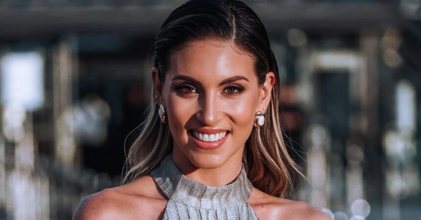 Αθηνά Οικονομάκου: Ασπρόμαυρος πειρασμός μοιράζει υπογλώσσια για πλάκα! 1 athina oikonomakoy aspromayros peirasmos moiraze 1