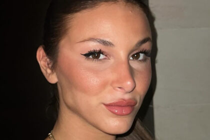 chrysa chatzigeorgioy pozarei me to baby doll