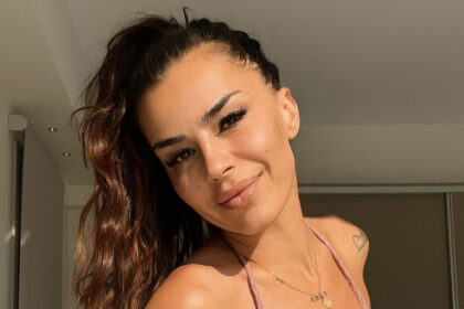 i christina koletsa se mia akros aisthisiaki fot