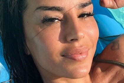 i christina koletsa se nea soyper aisthisiaki em