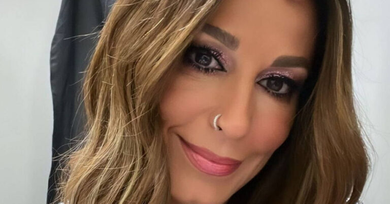 Η Κατερίνα Παπουτσάκη μαγνητίζει με τις αναλογίες μοντέλου στις διακοπές της! 1 i katerina papoytsaki magnitizei me tis analogies