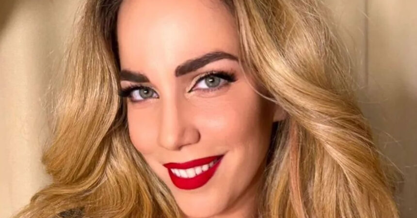 i katerina stikoydi anastatonei me tin pio