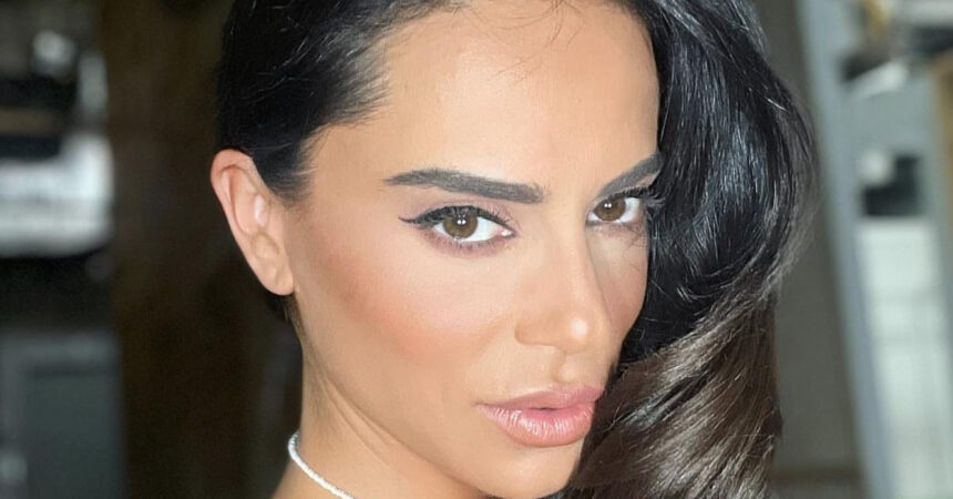 i maria antona sernetai sta vrachia me olosomo