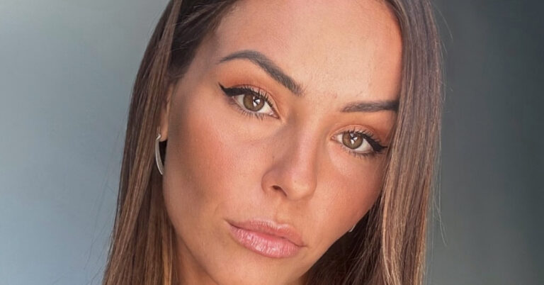 mazepste anases kai deite tin sofianna avramaki