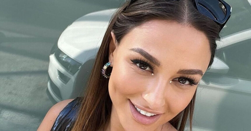 naysika panagiotakopoyloy pozarei me dichtya