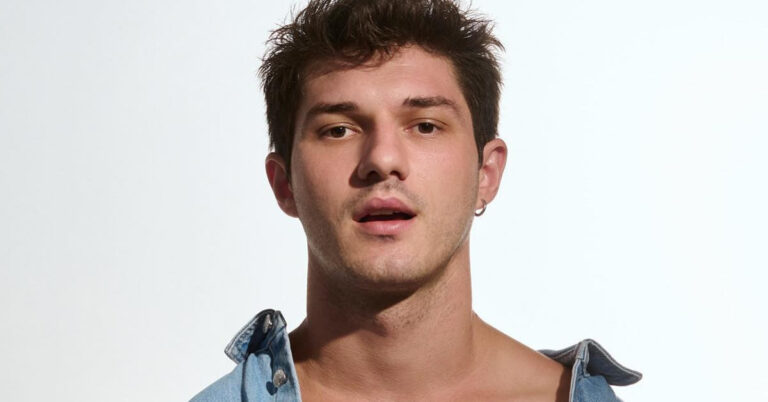 o nikitis toy survivor ntaniel noyrka se nees