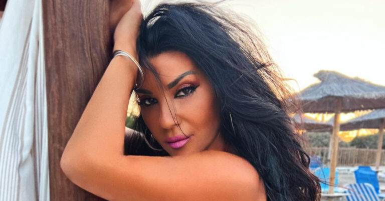 popi malliotaki sagineyse akoam aki to foinikoda