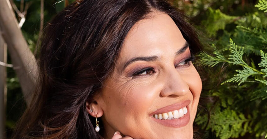 to ionio flegetai i natalia dragoymi me leopar