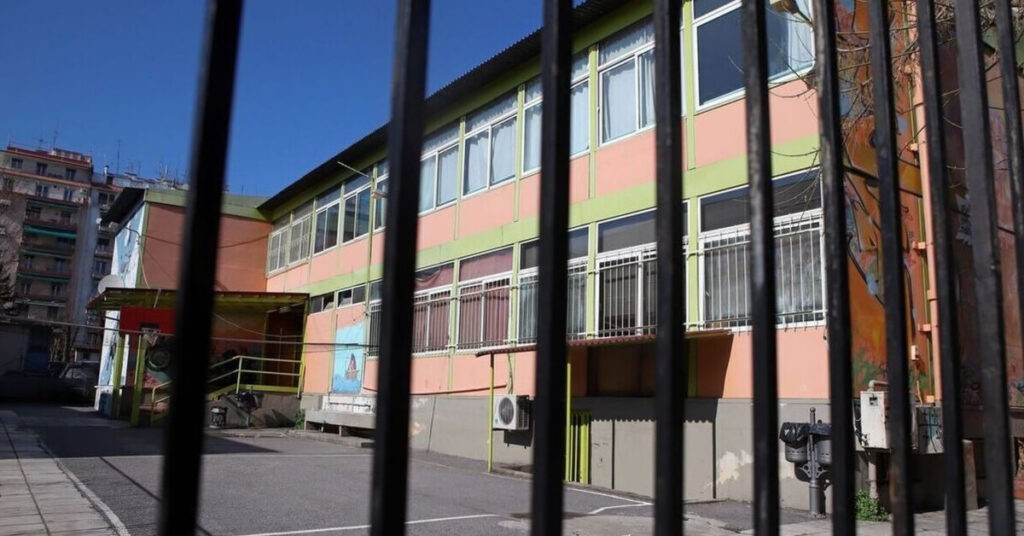 Σοκ στη Γλυφάδα: Πώς οργανώθηκε ο ξυλοδαρμός της 14χρονης μέσω Instagram 1 sok sti glyfada pos organothike o xylodarmos