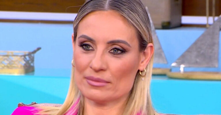 i eleonora meleti apokalyptei to doro poy allaxe