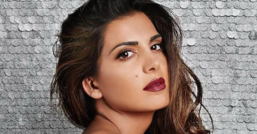 i stamatina tsimtsili kai to kyparissi look poy espase ta social media