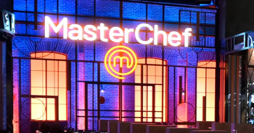 masterchef spoiler o protos apokleismos sto rialiti poios tha chasei ti thesi toy