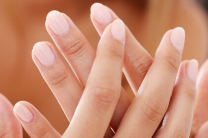 soap nails i nea tasi poy apogeionei to manikioy