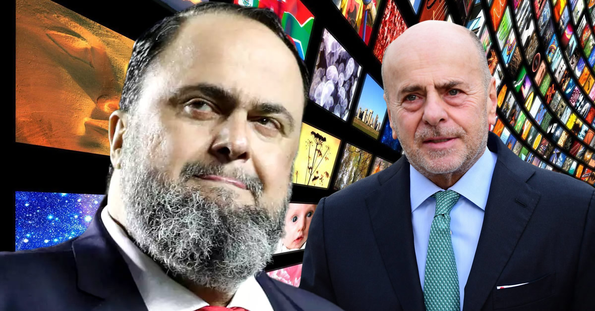 Ο Βαγγέλης Μαρινάκης και ο Γιάννης Αλαφούζος σε φόντο με ειδησεογραφικές ιστοσελίδες και ψηφιακά δεδομένα
