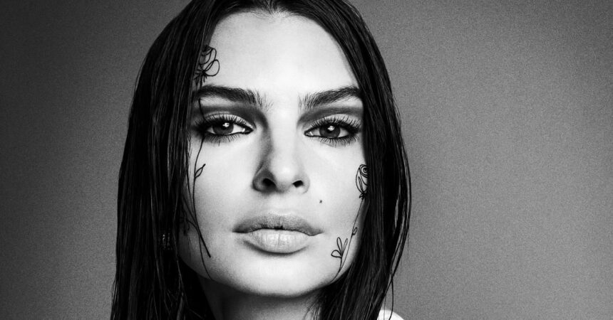 emili ratakofski kokkino kapelo kamia anastoli