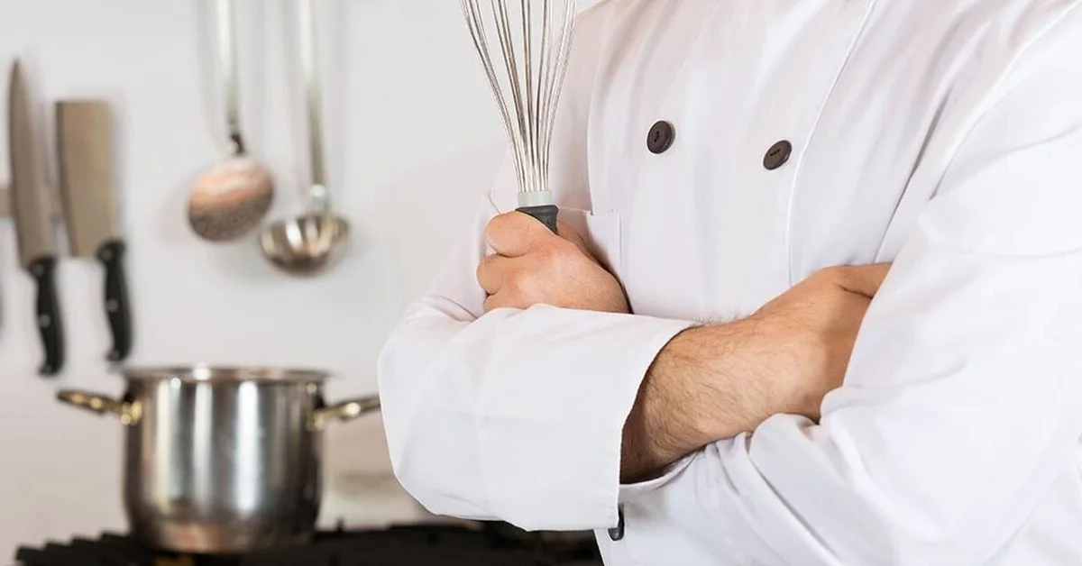 Συνελήφθη γνωστός 58χρονος τηλεοπτικός σεφ για οφειλές άνω των 350.000 ευρώ 1 58xronos tileoptikos sef syllipsi ofeiles dimosio