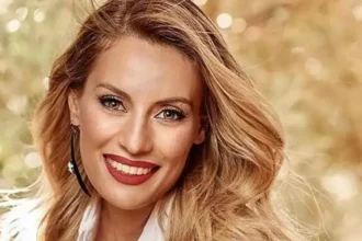 Ελεονώρα Μελέτη: Οι αξέχαστες φωτογραφίες της με μαγιό που αποδεικνύουν γιατί παραμένει διαχρονική 11 eleonora meleti oi axechastes fotograf