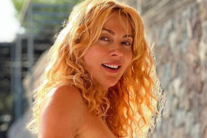 i smaragda karydi apolamvanei to nero