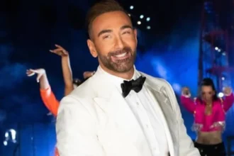 j2us ola osa gnorizoyme gia ton neo ky