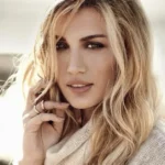 Κωνσταντίνα Σπυροπούλου: Η Queen Ντίνα ψαρεύει στα βραχάκια της Αθήνας και... λιώνει το Instagram! 17 konstantina spyropoyloy i queen ntina