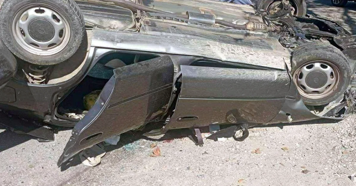 sovaro trochaio stin eyvoia aytokinito