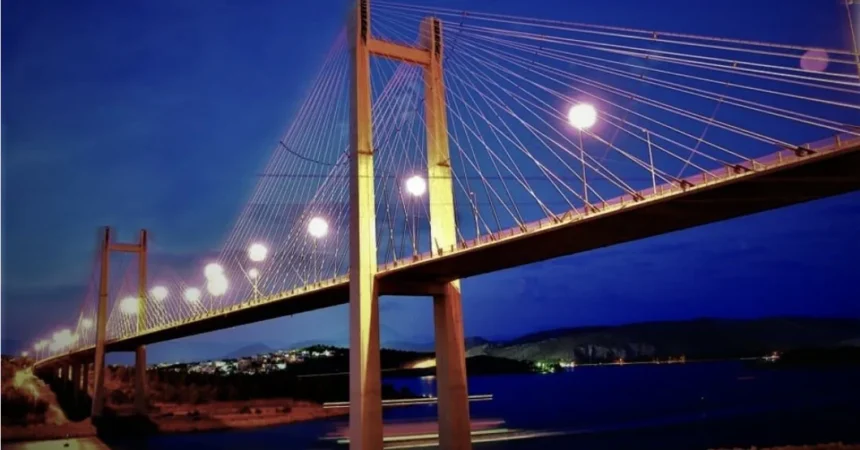 xalkida troxaio 4xrono odigos egkatelipse syllipsi