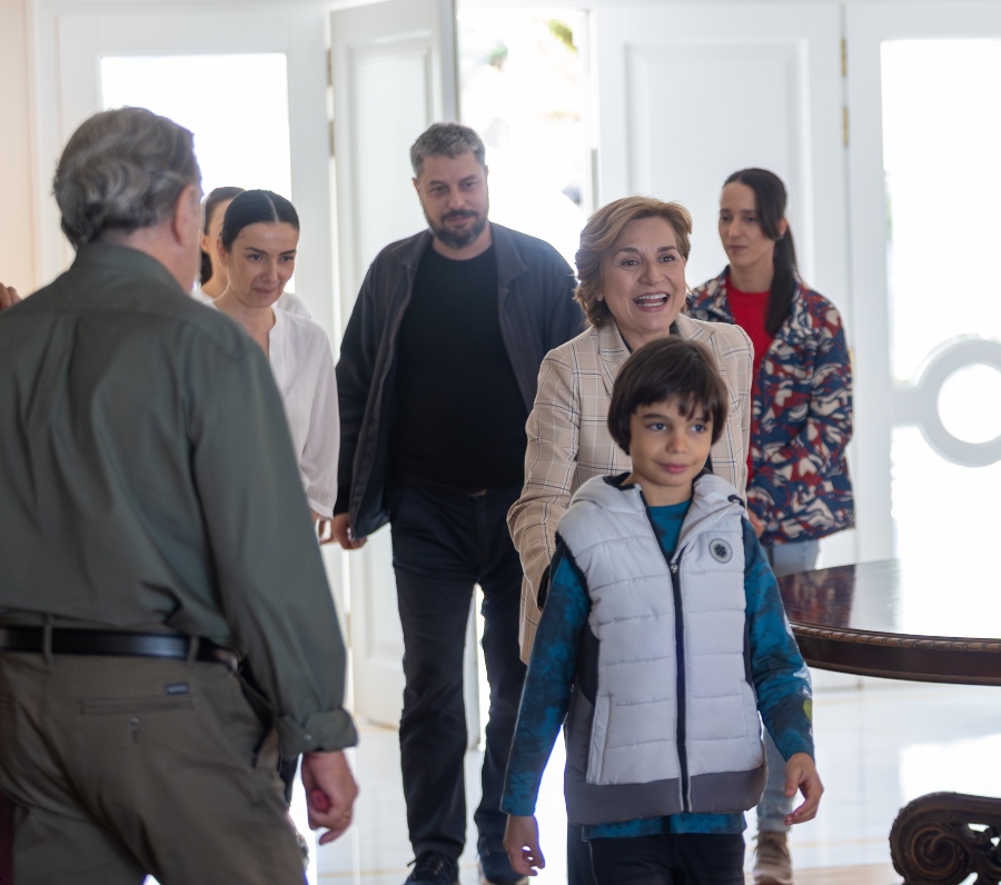 MiaNyxtaMono Backstage 10 1