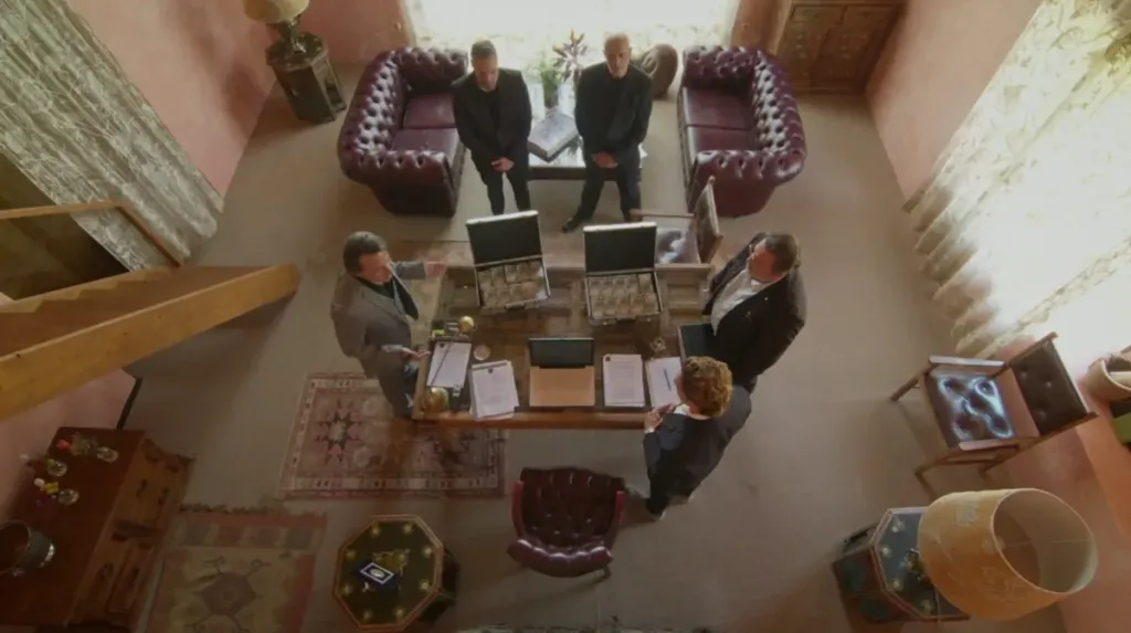 Να μ’ αγαπάς