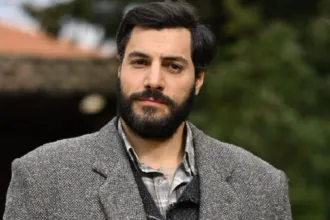 Σκηνή από τον Άγιο Έρωτα με τη Στέρνα να συγκλονίζεται από την αποκάλυψη ότι ο Γεράσιμος ζει