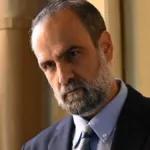 Ο Παύλος μαχαιρώνεται στη φυλακή στο Άγιος Έρωτας