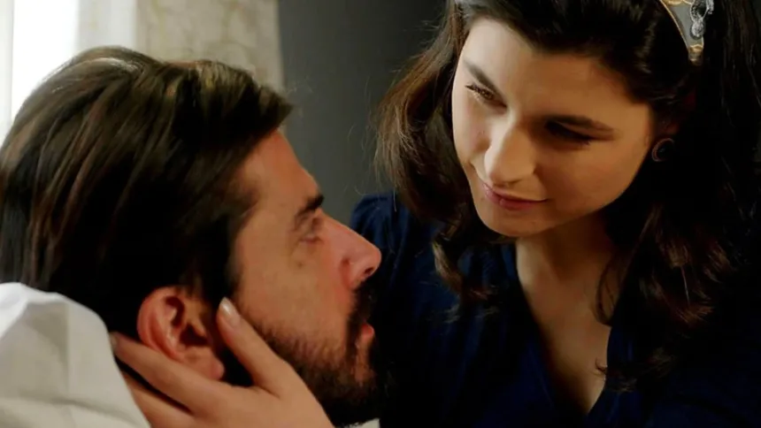 Η Χλόη προσφέρει ένα δώρο στον πατέρα Νικόλαο ενώ ο Παύλος κινδυνεύει στη φυλακή