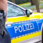 Περιπολικό της γερμανικής αστυνομίας σε δρόμο του Μπόχουμ μετά το περιστατικό με την 12χρονη