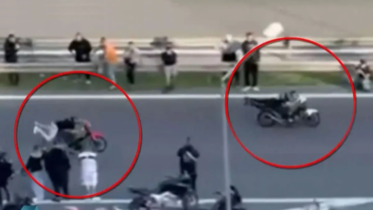 Η υψηλή γέφυρα Χαλκίδας με κίνηση οχημάτων