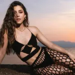 Η Demy ως Μίνα στη σειρά Μια Νύχτα Μόνο του MEGA