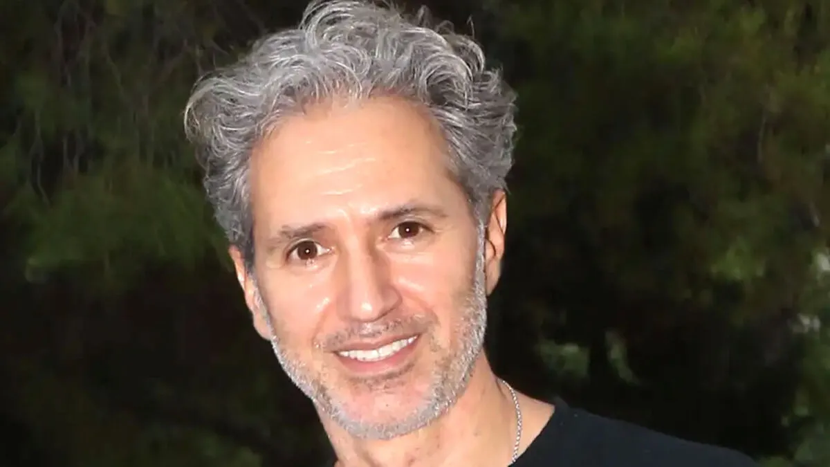 Η Κατερίνα Κόκοτα μιλά για την υγεία του Δημήτρη Κόκοτα, διαψεύδοντας τα δημοσιεύματα περί εξιτηρίου