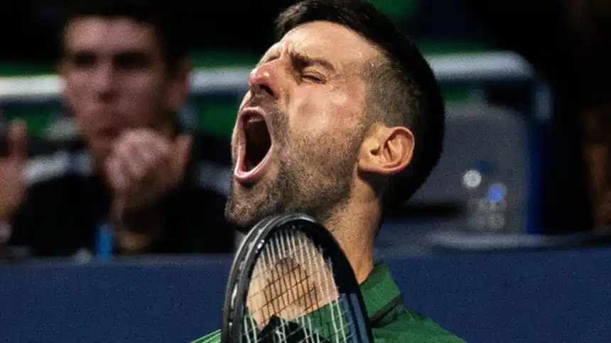 Ο Νόβακ Τζόκοβιτς πανηγυρίζει τη νίκη του στο ATP 250 της Αθήνας